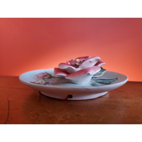 Vintage Napco Rose Plate Wall Decoration Plaque With Raised Rose 5" Japan EUC - Picture 3 of 5